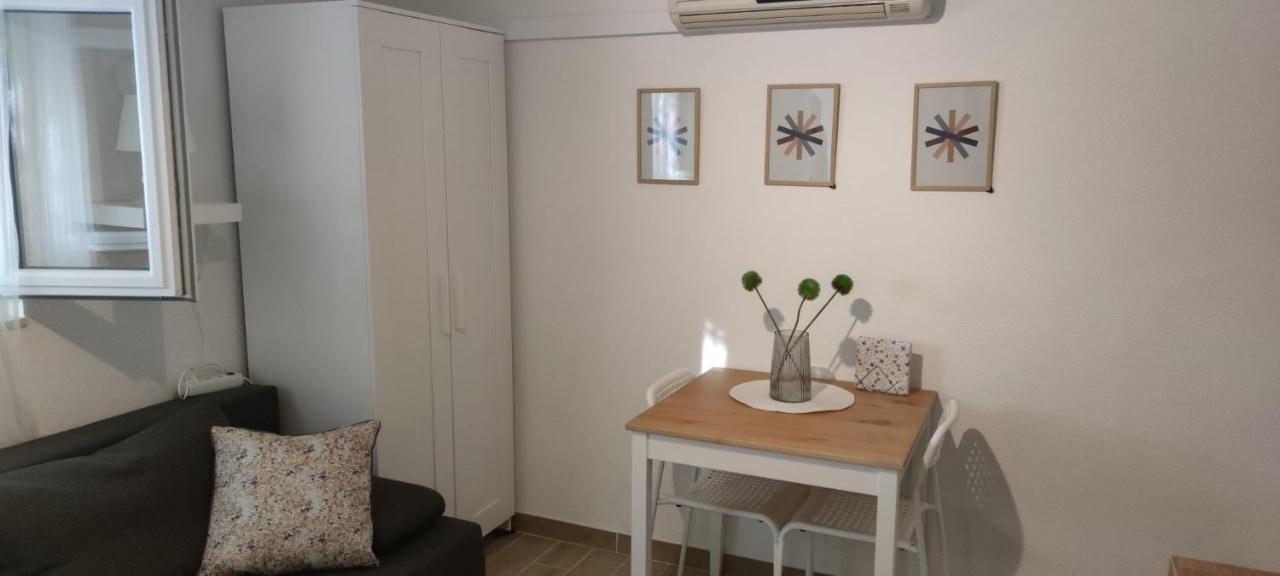 Apartments Bepa Makarska Eksteriør billede