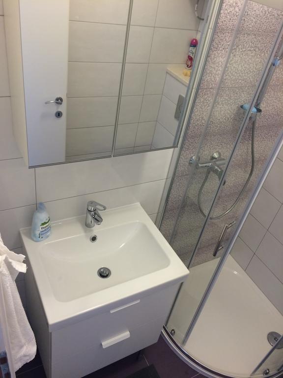 Apartments Bepa Makarska Eksteriør billede